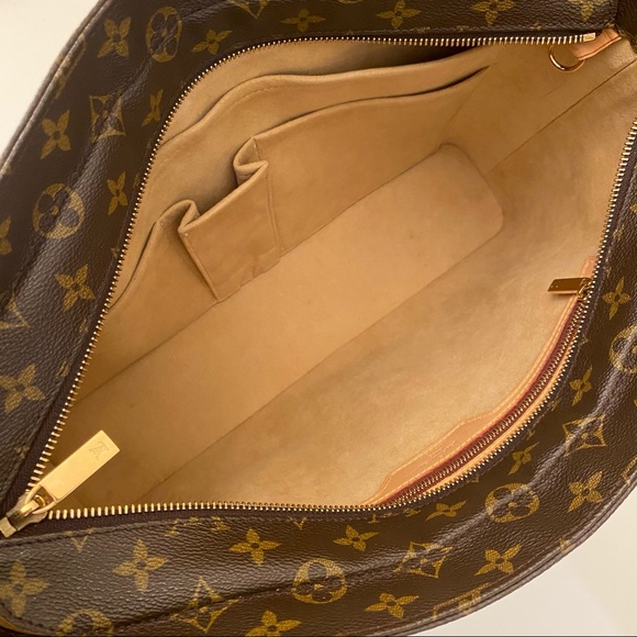 ⛔️SOLD⛔️Louis Vuitton Monogram Luco Tote Bag - Picture 11 of 16